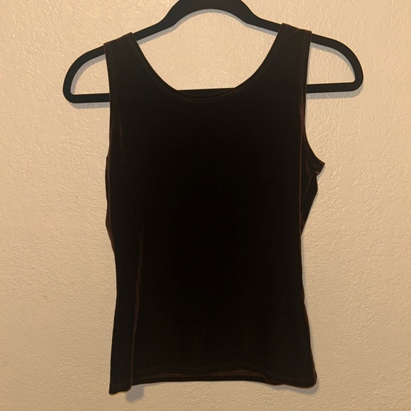 Tank - Picture 2 of 5